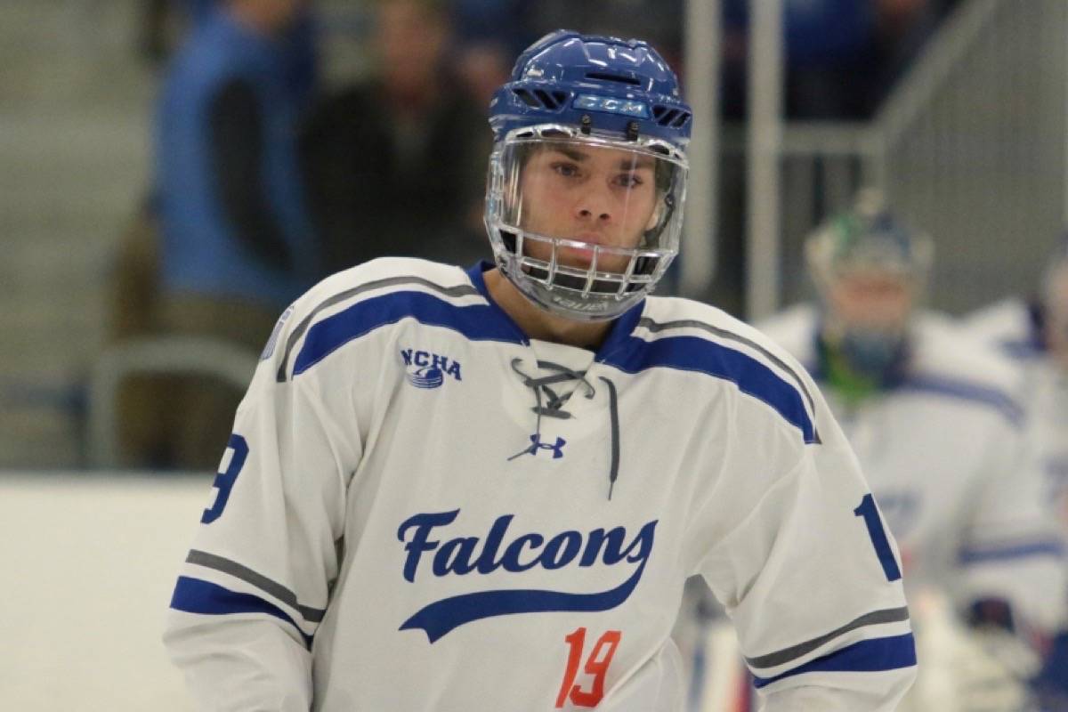 Red Deer's Braydon Barker named NCHA Freshman of the Year - Red Deer Advocate