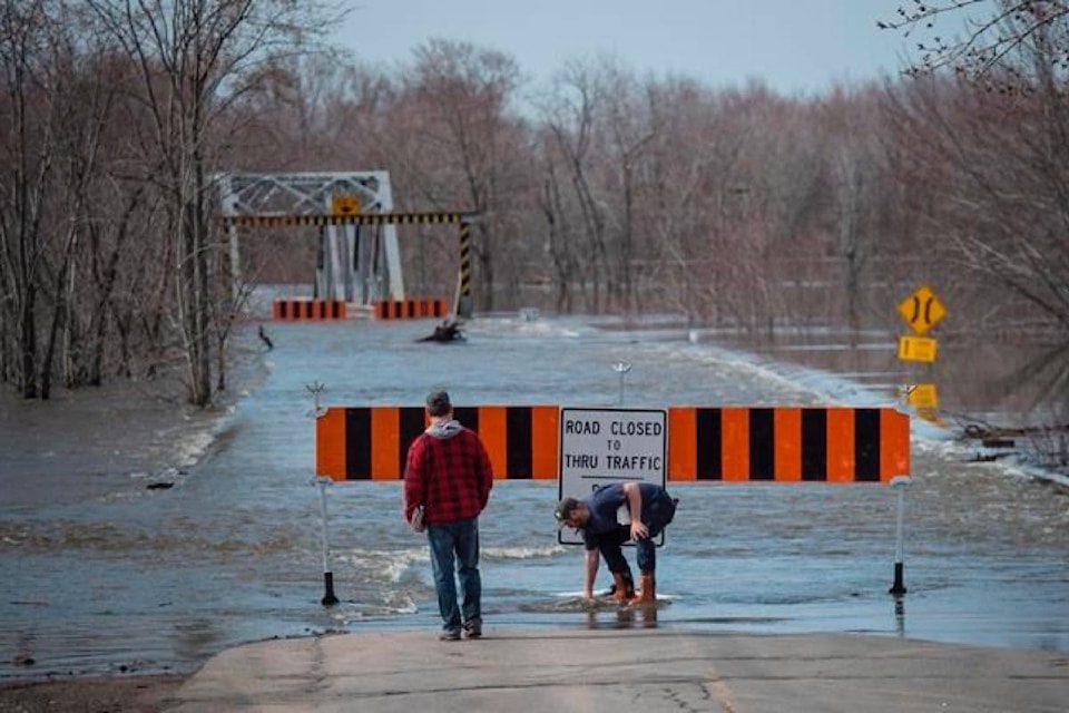 11727172_web1_180503-RDA-N.B.-flooding-hits-record-levels--with-more-rain-in-the-forecast_2