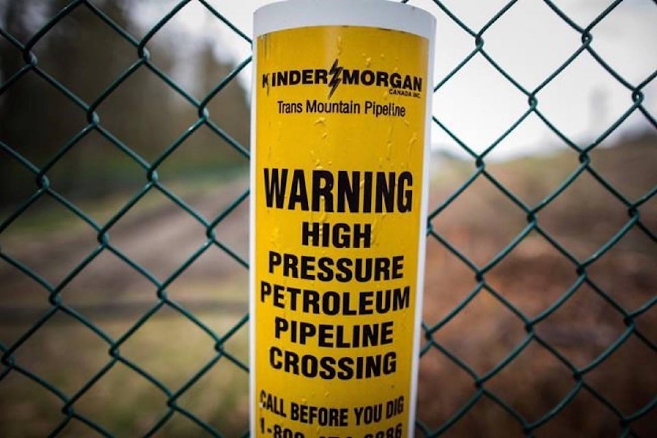 12006816_web1_180523-RDA-No-suitors-emerge-for-pipeline-project-stake-as-Kinder-Morgan-deadline-looms_1