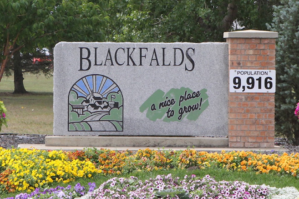 12852458_web1_WEB-Blackfalds-sign-copy