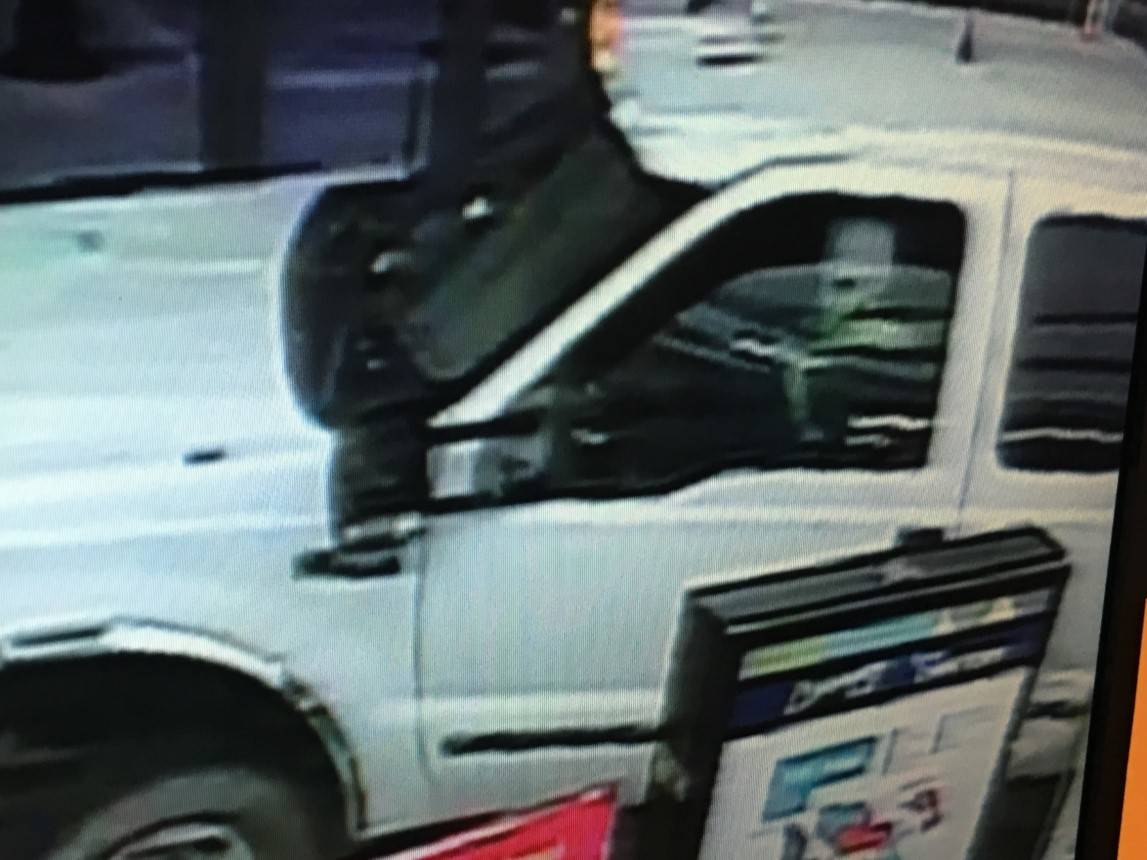 12989165_web1_ATM-theft---suspect-truck-B