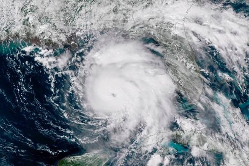 13900886_web1_181010-RDA-Category-4-hurricane-Michael-roars-towards-Florida-coast-on-northern-course_1
