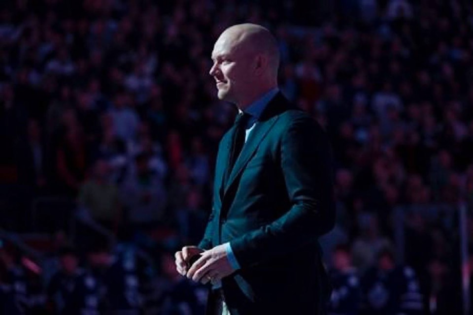 14084605_web1_181023-RDA-Sundin-not-surprised-Leafs-asking-stars-to-take-less-money-to-stay-together_1