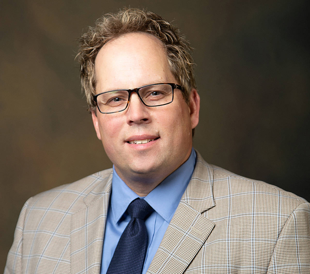 Red Deer doctor sits on Alberta Medical Association board a first in