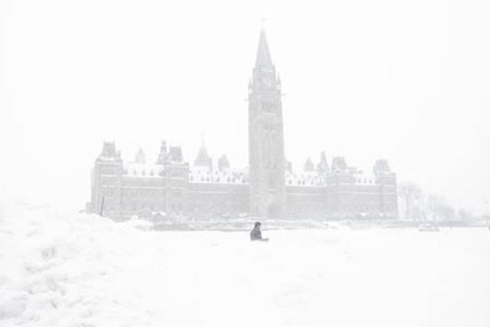 15209294_web1_190121-RDA-Winter-storm-brings-snow-rain-wind-and-cold-to-Eastern-Central-Canada_1
