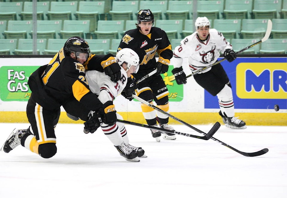 15358305_web1_190130-RDA-Rebels-Douglas-WheatKings-web