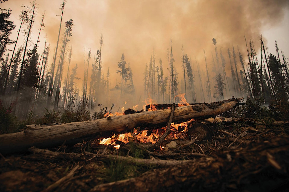 15451915_web1_190207-RDA-Canada-Wildfire-Smoke-PIC