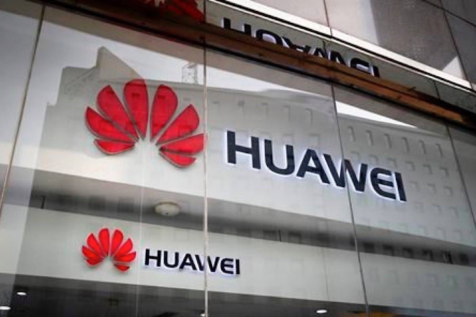 15692427_web1_190225-RDA-US-China-battle-over-Huawei-comes-to-head-at-tech-show_1