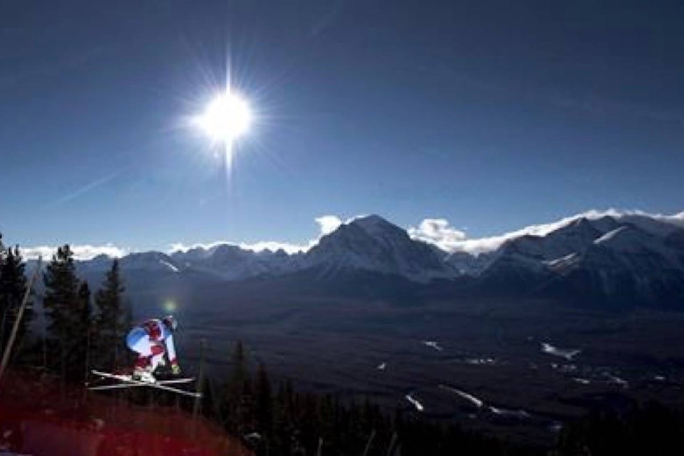 15734122_web1_190227-RDA-Canadian-ski-resorts-upbeat-despite-extreme-weather-experiences-this-winter_1