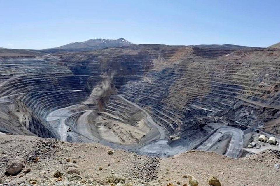 15988430_web1_190114-RDA-Newmont-Mining-to-buy-Gold-corp-to-create-one-of-worlds-biggest-gold-producers_1