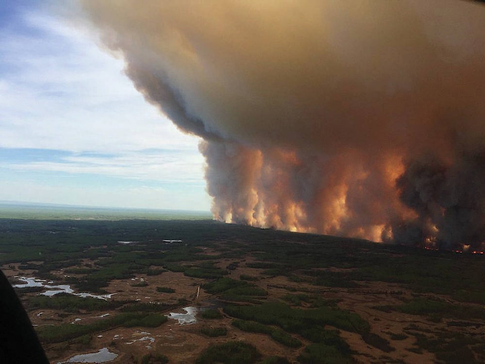 17026144_web1_190523-RDA-Canada-High-Level-Wildfire-PIC