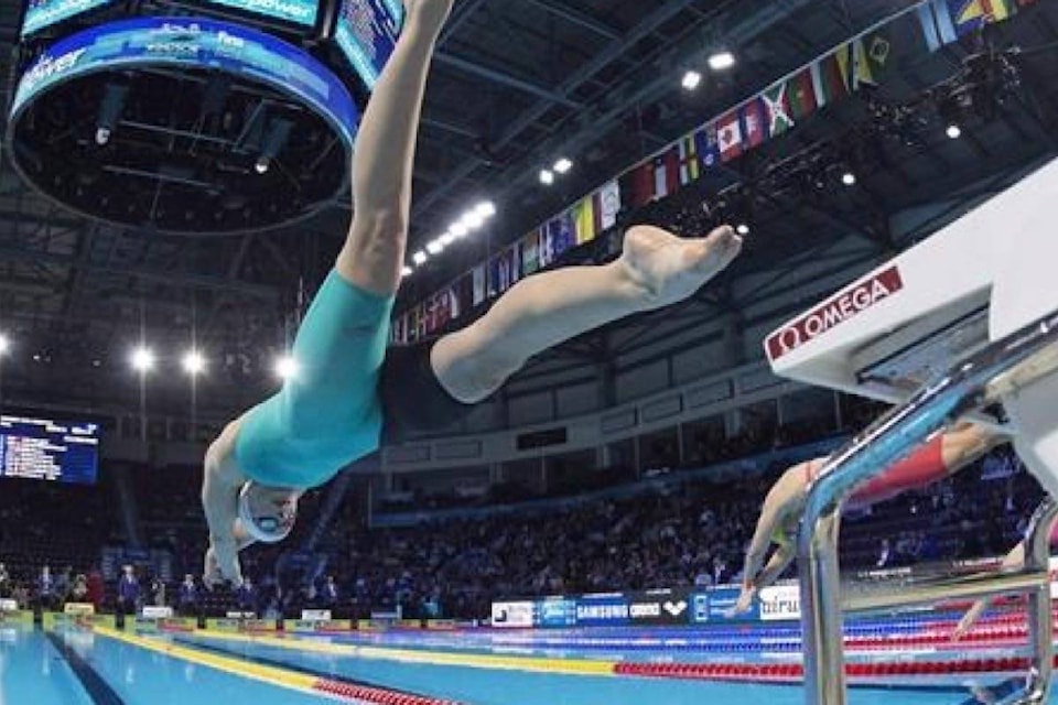 17643695_web1_190710-RDA-Oleksiak-Masse-leads-strong-Canadian-womens-swim-team-into-world-championship_1