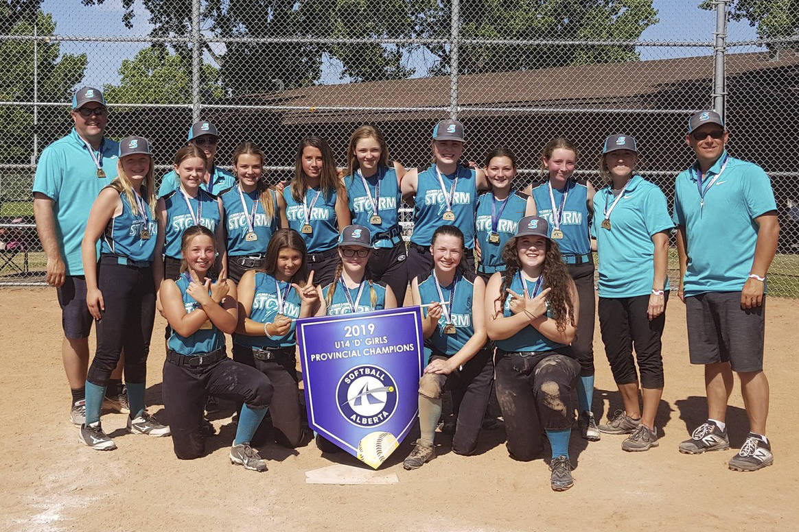 Central Alberta teams win gold at Softball Alberta Provincials Red Deer Advocate