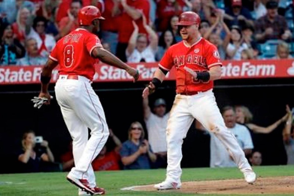 17736557_web1_190717-RDA-Angels-beat-Astros-7-2-for-5th-straight-W-Marisnick-plunked_1