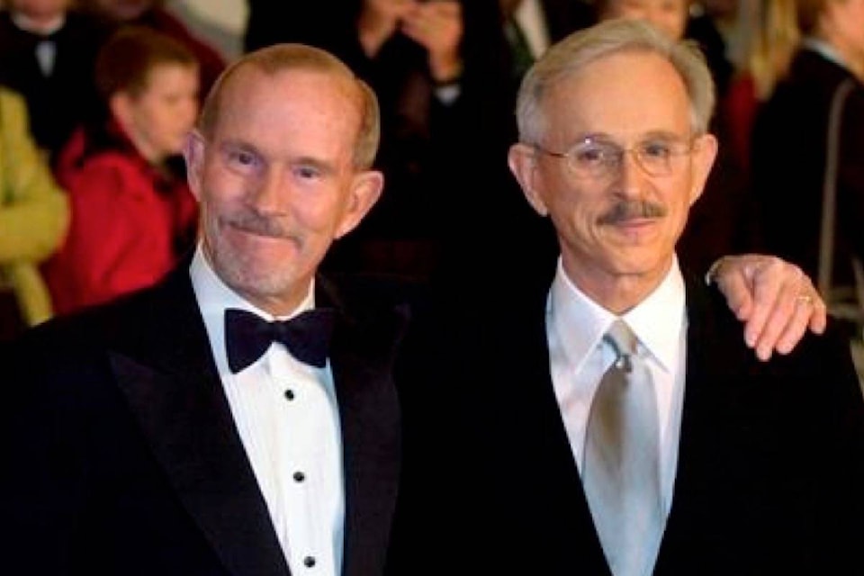 17903960_web1_190730-RDA-The-Smothers-Brothers-mark-their-CBS-firing-50-years-ago_1