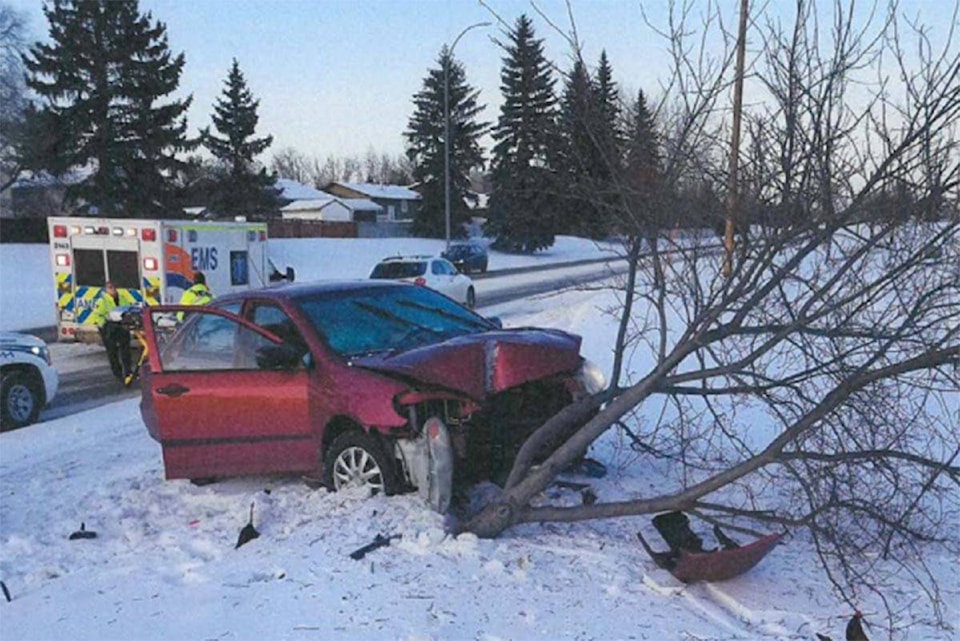 18686217_web1_lacombe-collision