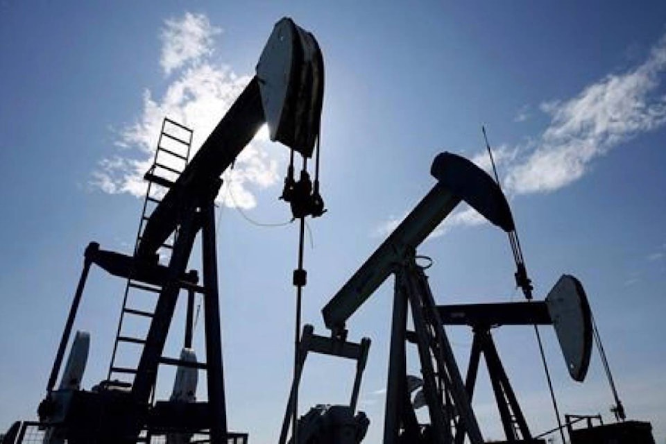 18780855_web1_191001-RDA-Statistics-Canada-says-economy-flat-in-July-as-oil-and-gas-sector-down_1