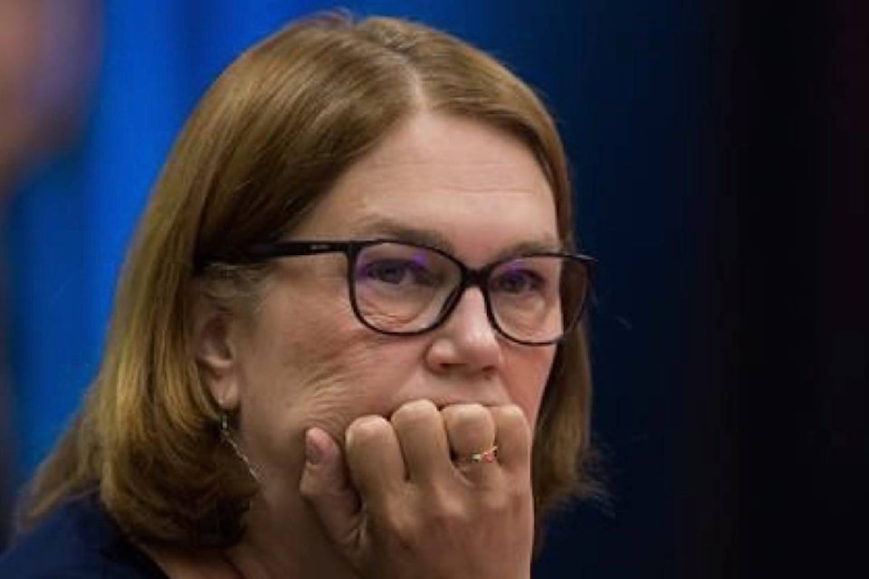19760378_web1_191212-RDA-Ethics-law-forbids-ex-minister-Philpott-from-paid-work-for-First-Nation_1