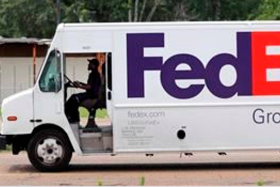 19819389_web1_191217-RDA-Amazon-bans-sellers-from-using-FedEx-for-some-deliveries_1