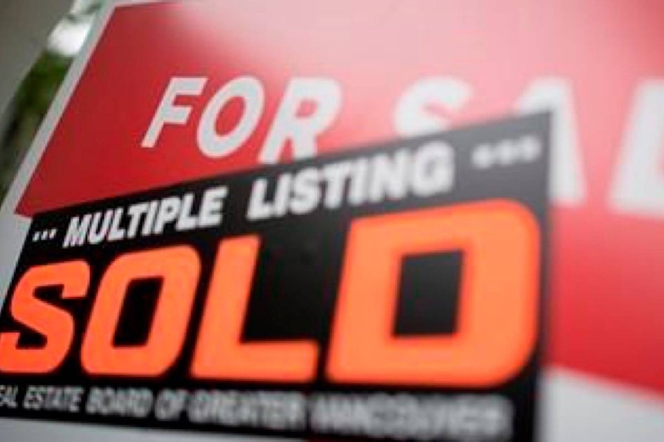 20154321_web1_200115-RDA-CREA-reports-December-home-sales-up-22.7-per-cent-compared-with-year-ago_1