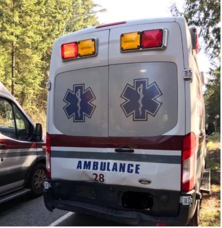 22366147_web1_Ambulance-collision