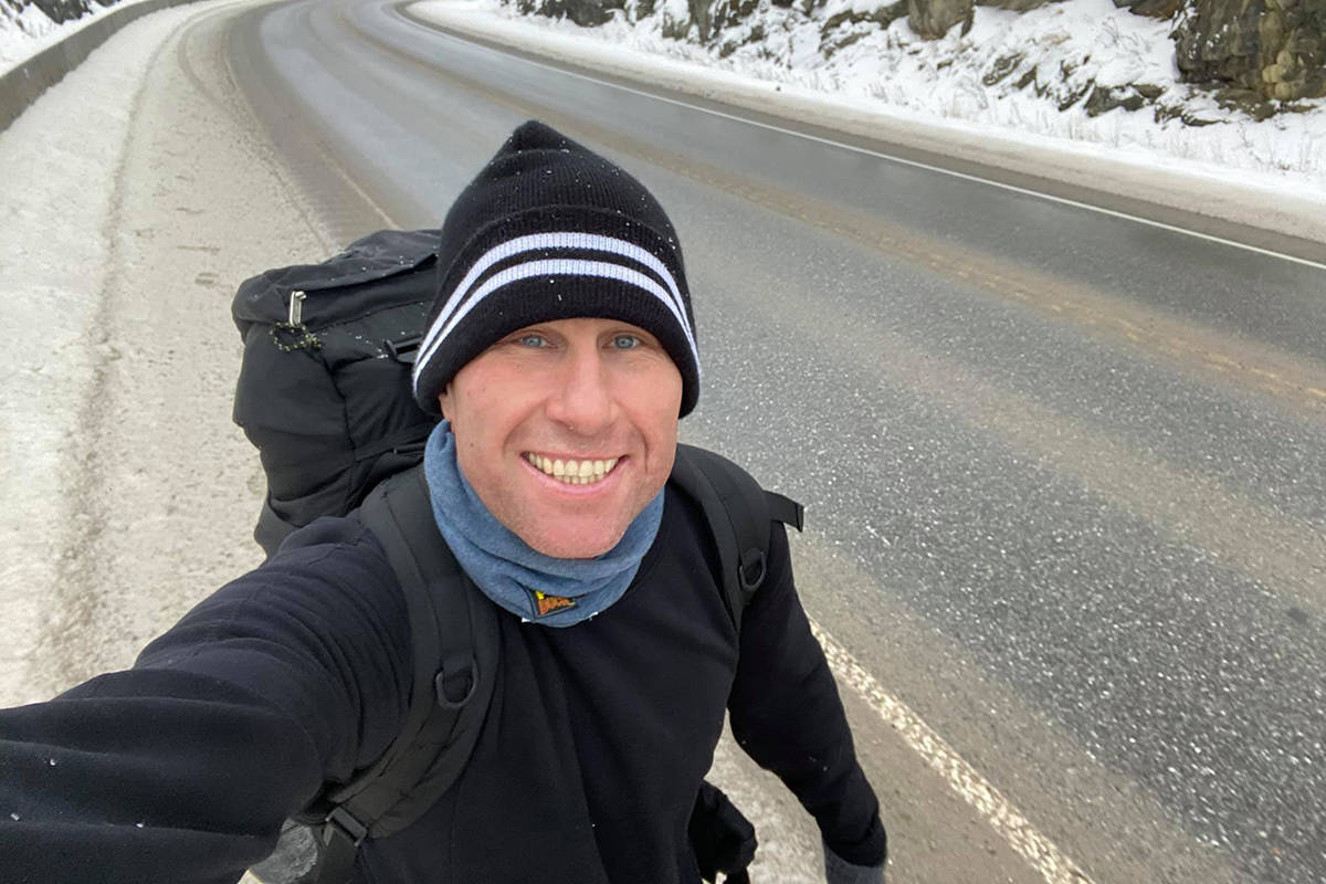 Red Deer man trekking 1,172 km to honour family lost to cancer Red