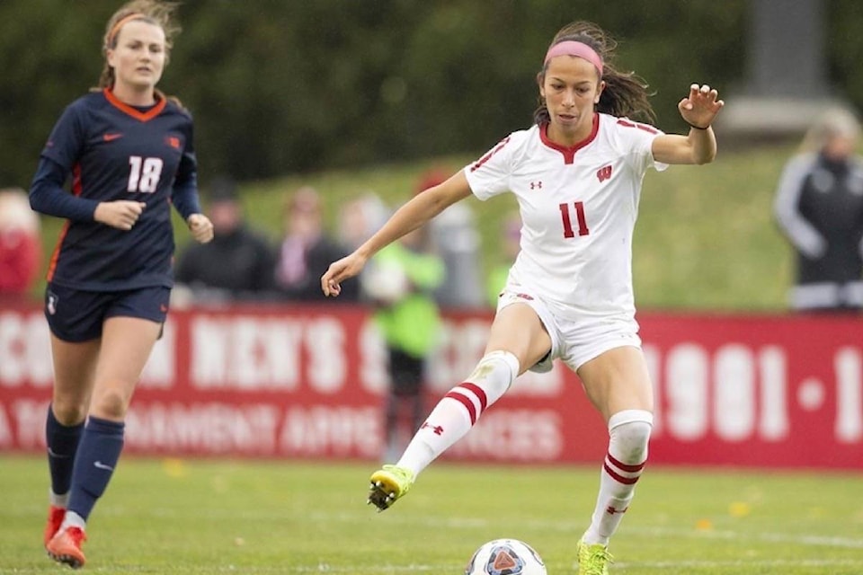 23904347_web1_210113-RDA-Badgers-coach-says-Canadian-midfielder-Victoria-Pickett-has-the-talent-to-go-pro-soccer_1