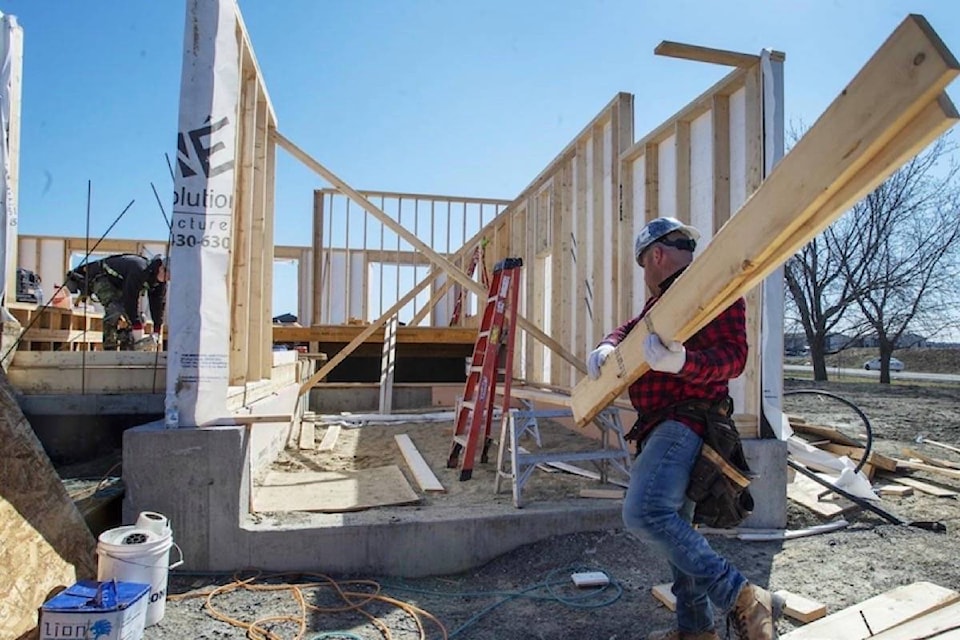 23945355_web1_210118-RDA-CMHC-reports-annual-pace-of-housing-starts-down-in-December-housing_1