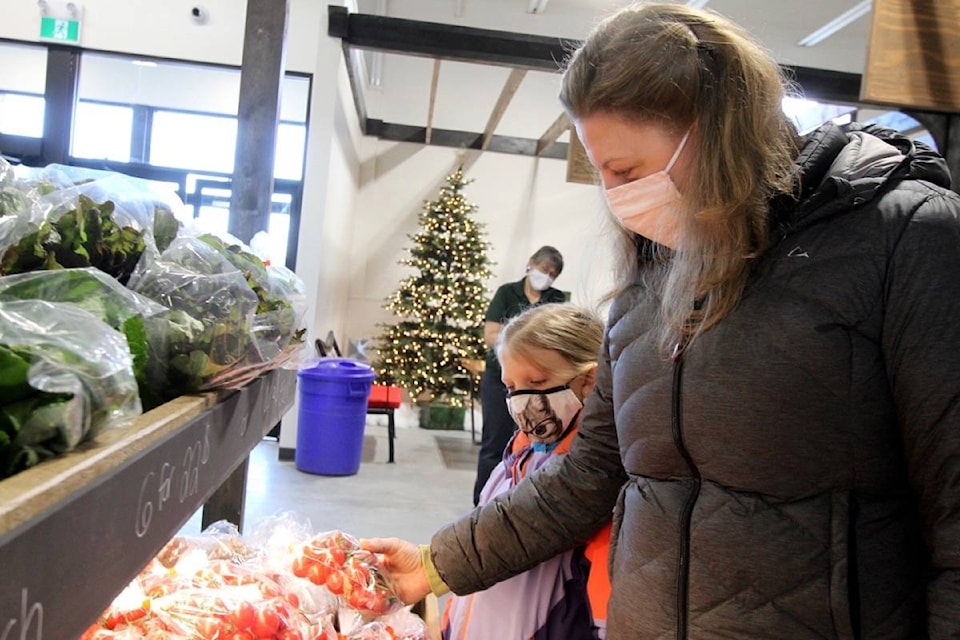 24028776_web1_210126-RDA-farmers-market-gasoline-alley-update-market_1