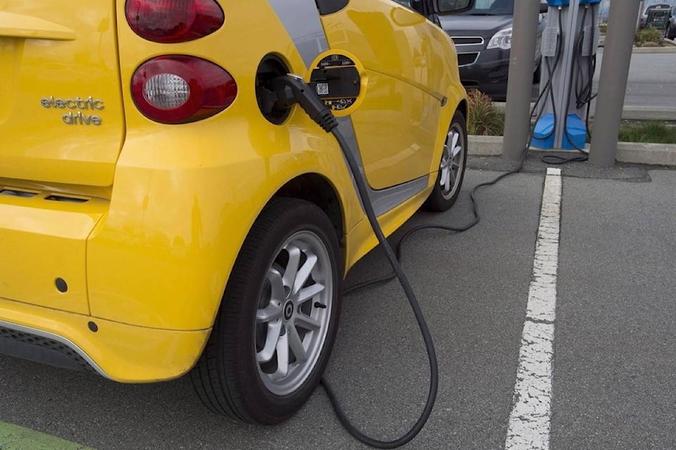 24767512_web1_210407-RDA-Electric-vehicle-sales-surge-putting-B.C.-on-track-for-emission-reductions-electric_1