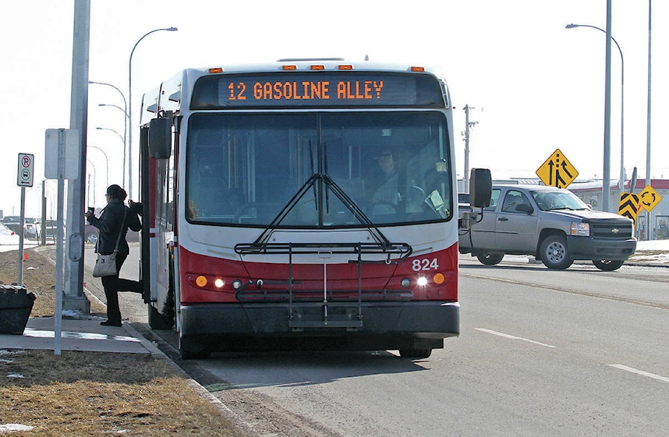 25163677_web1_160303-RDA-LOCAL-Red-Deer-County-Transit-PIC--4-