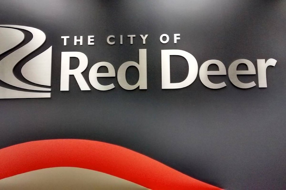 25779023_web1_210708-RDA-city-hall-opens-red-deer-municipal_1
