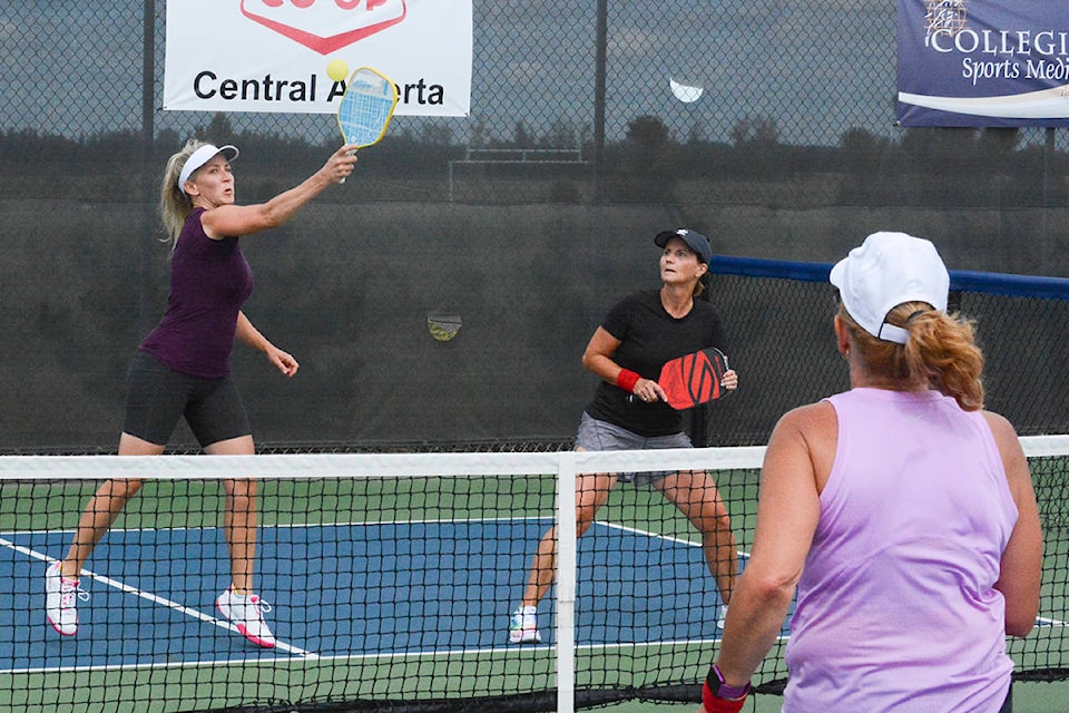 26109899_web1_210810-RDA-Pickleball-Nationals2