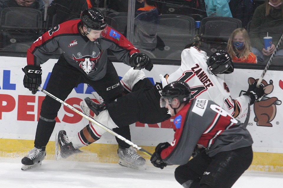 27252398_web1_211119-RDA-Rebels-Hitmen2