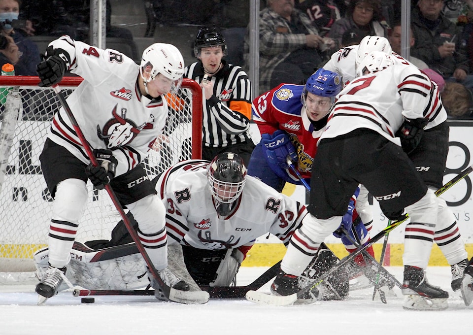 28726822_web1_220211-RDA-Rebels-Oil-Kings-WHL-Feb-BH_3