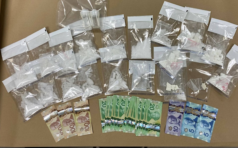 Police seize drugs and cash at bust in Red Deer Red Deer Advocate