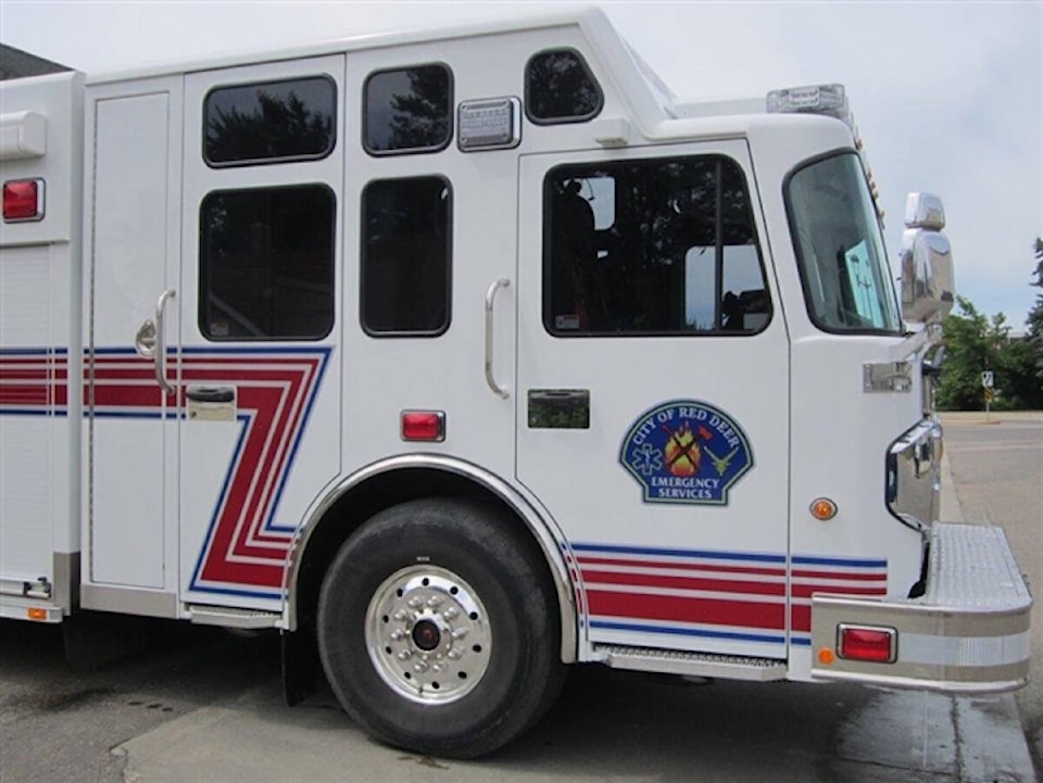 29589171_web1_Red-Deer-fire-truck