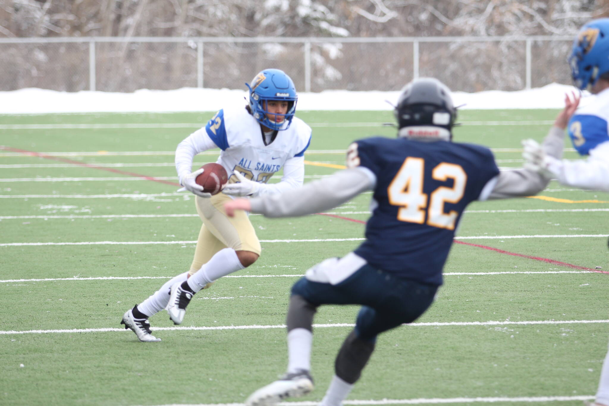 30998927_web1_221012-RDA-Cougars-football-provincials_3