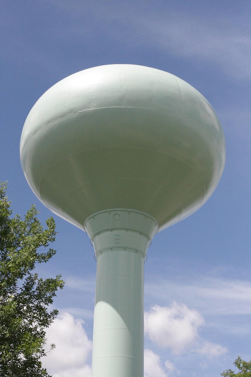 31116685_web1_water-tower