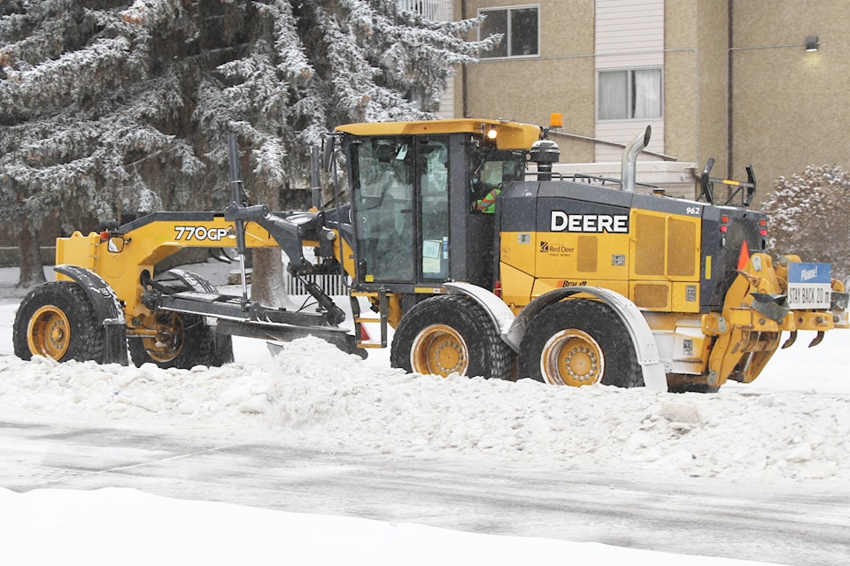 31138550_web1_221128-RDA-snow-clearing-snow-plows-grading_1
