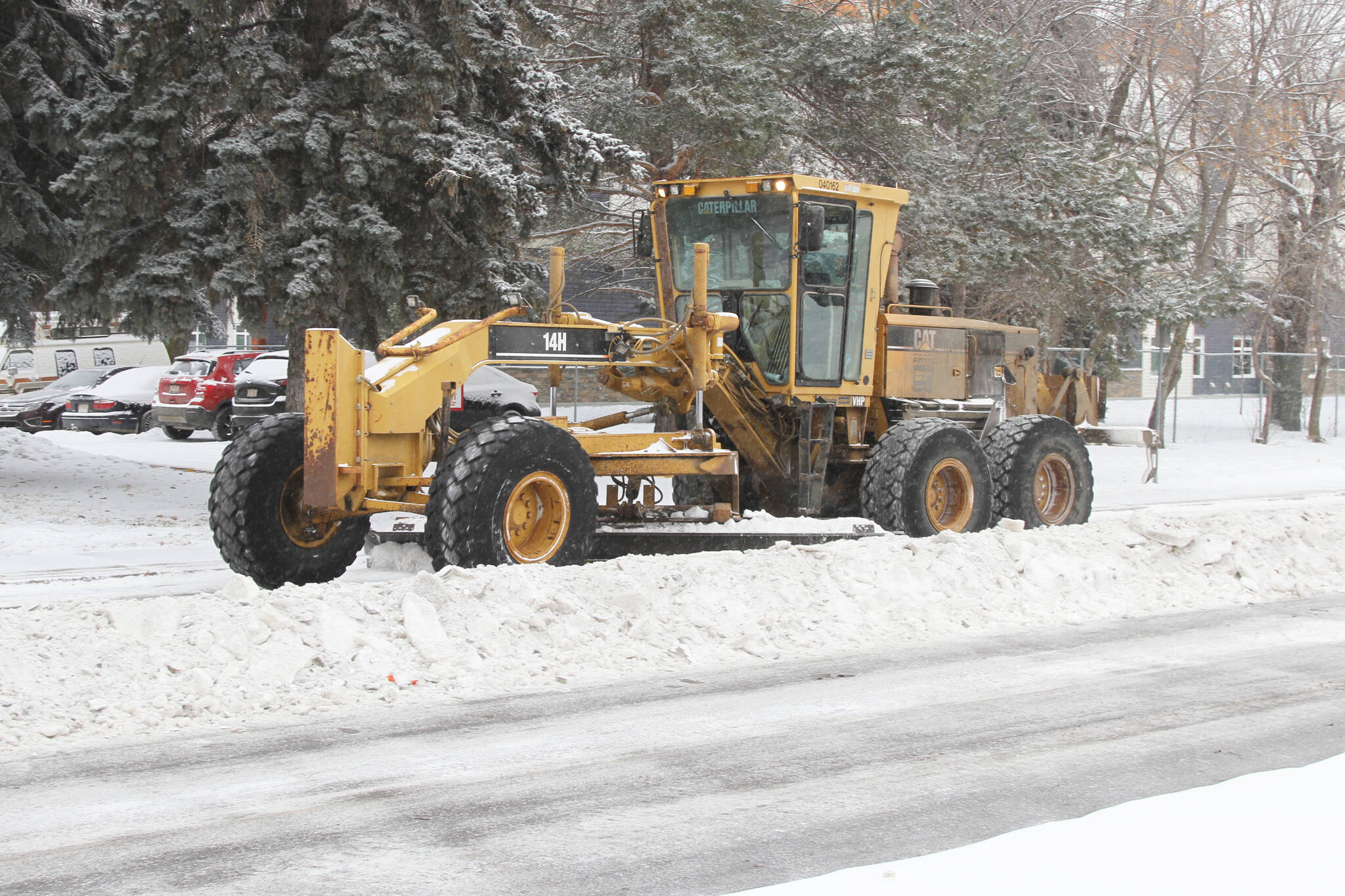 31138550_web1_221128-RDA-snow-clearing-snow-plows-grading_3