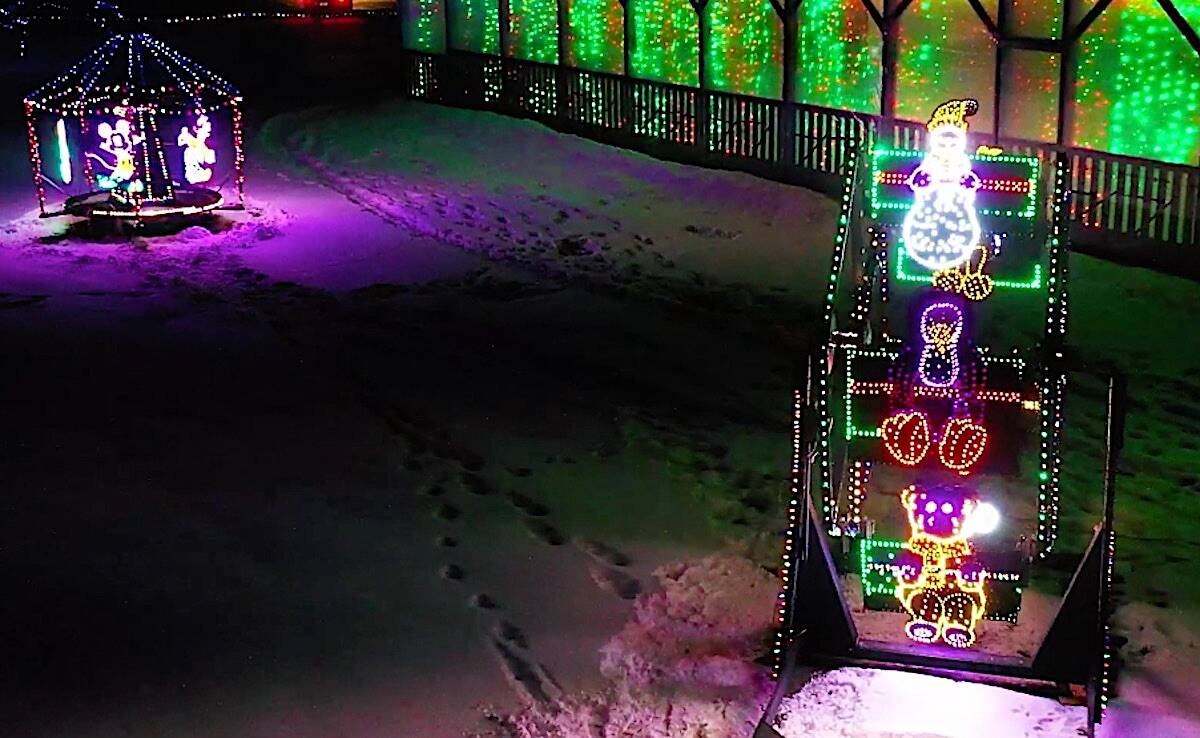 Innisfail wildlife park’s Light the Night display draws hundreds of