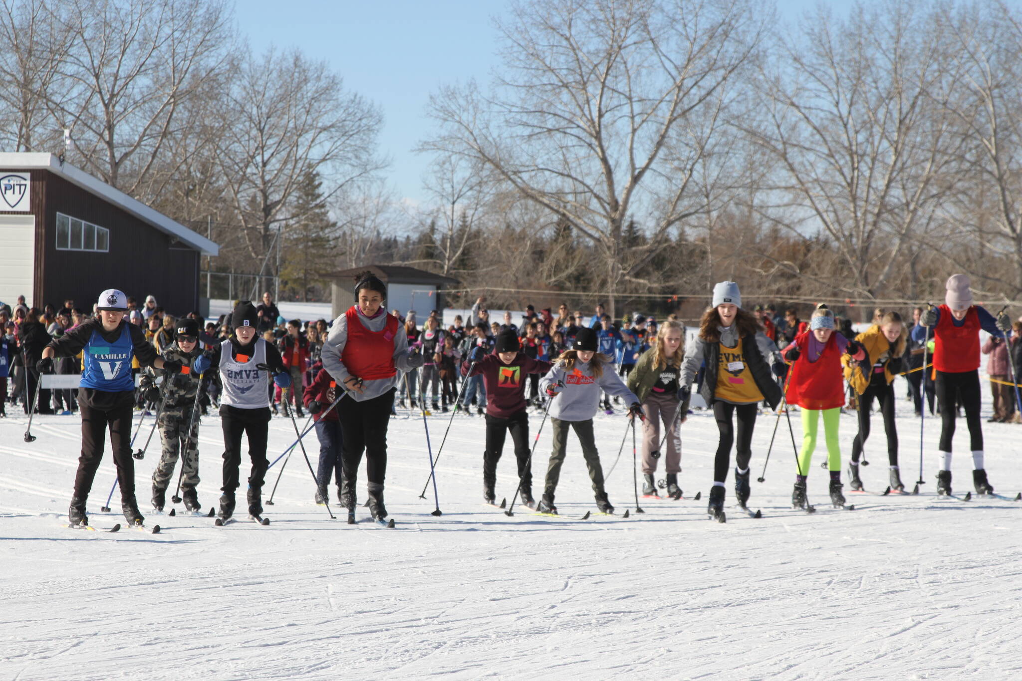 31789884_web1_230207-RDA-ski-loppet-red-deer-skiing_4