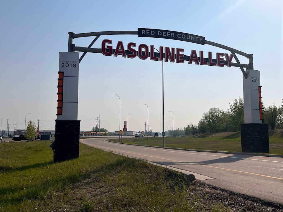 32741772_web1_230516-rda-gas-alley-roundabout-_1