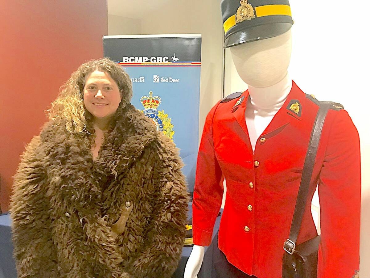Rcmp 2025 buffalo coat