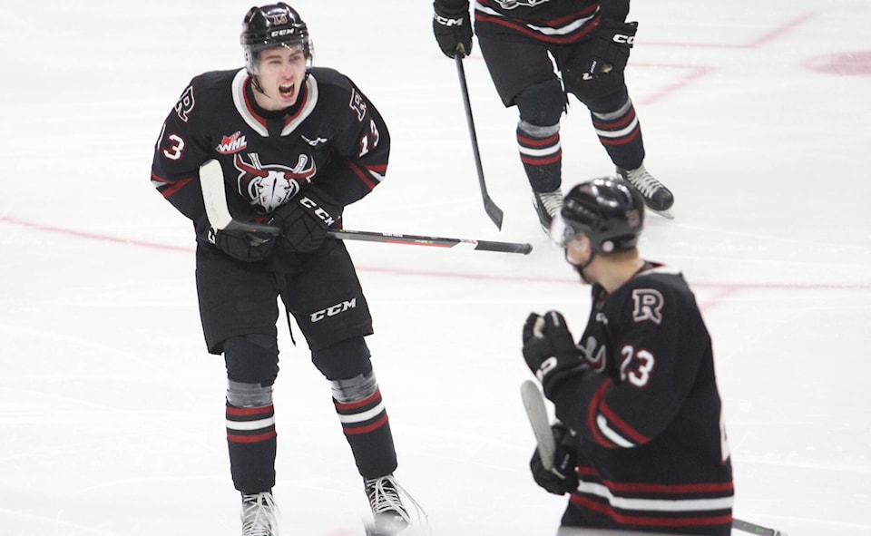 33167532_web1_230629-RDA-Kalan-Lind-NHL-draft_1