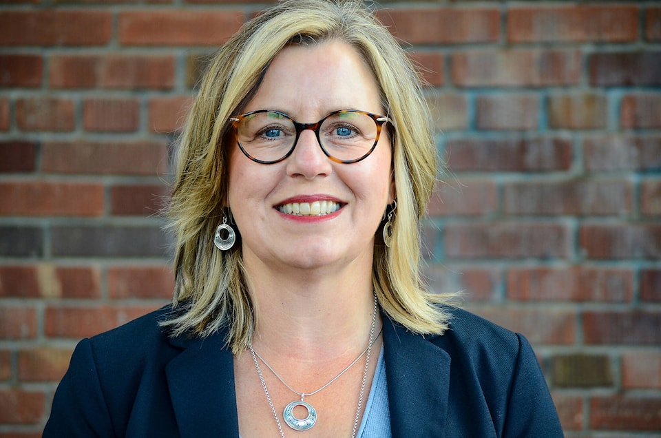 33398788_web1_210930-RDA-muni-election-city-council-Cindy-Jefferies_1