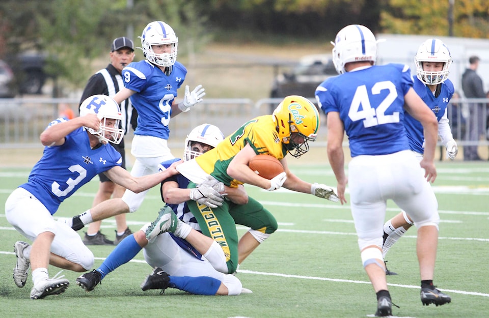 33809254_web1_220929-RDA-Stettler-Hunting-Hills-Football_3