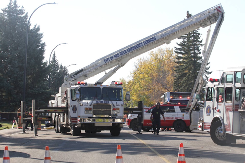 33986628_web1_230922-RDA-kitchen-fire