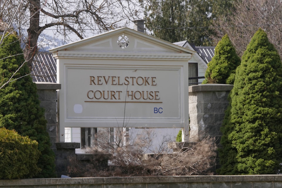 courthouse-sign